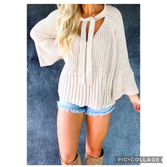 POL Chenille Beige Tie Neck Bell Sleeve Oversized Sweater Size Large - Picture 6 of 10